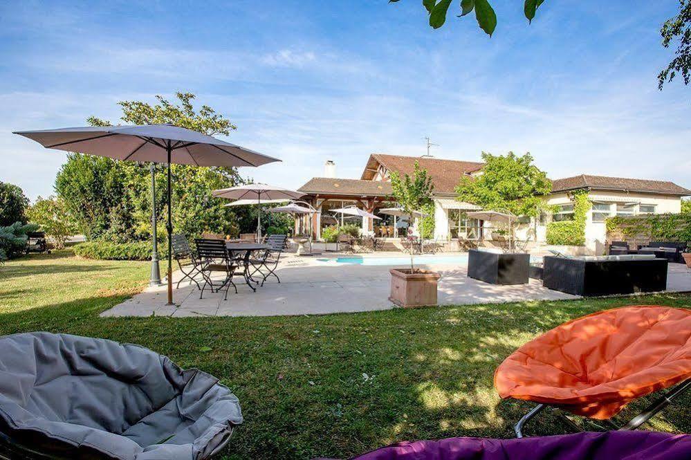 Hotel-Restaurant "La Gremelle" Ladoix-Serrigny エクステリア 写真