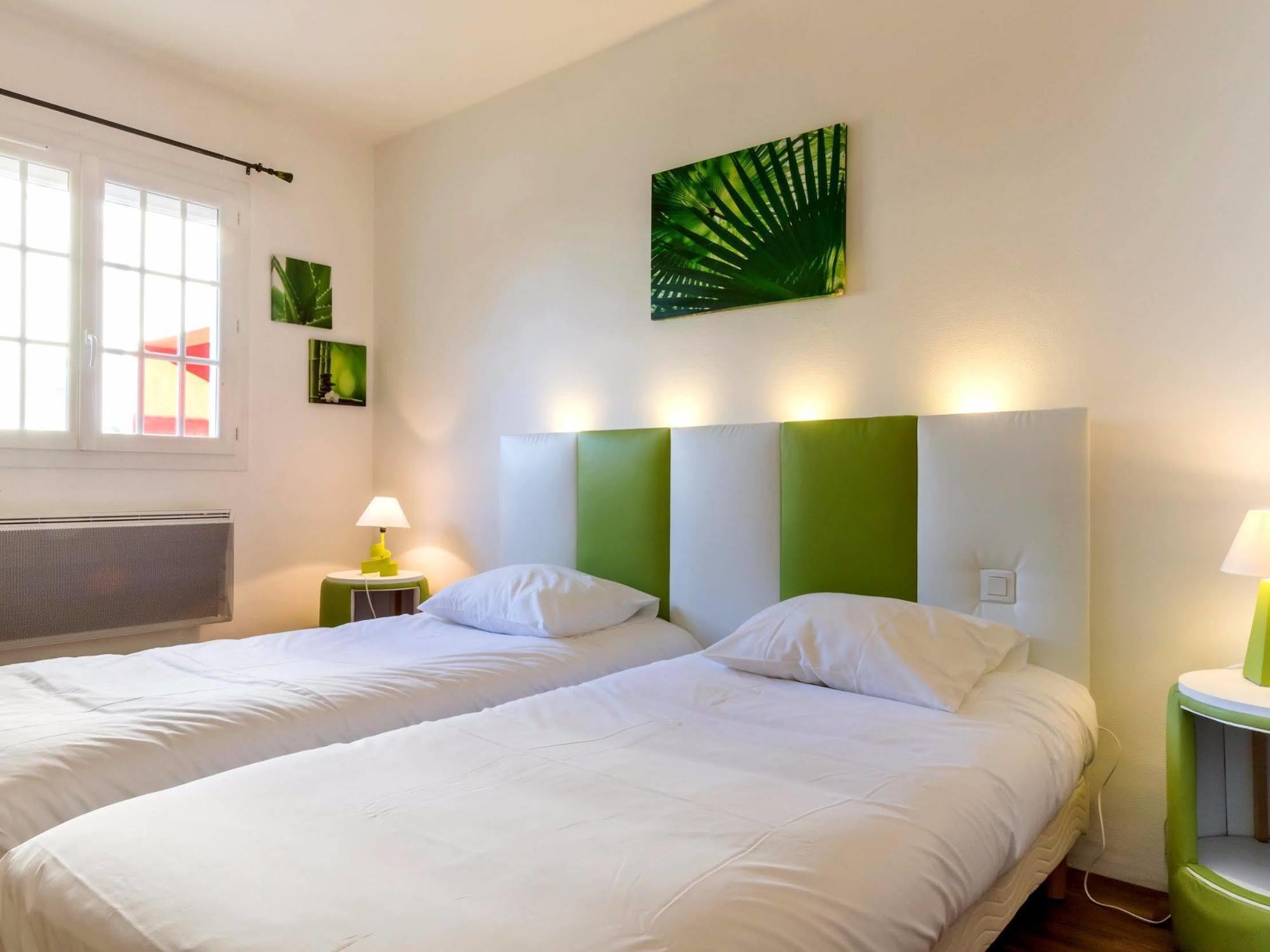 Hotel-Restaurant "La Gremelle" Ladoix-Serrigny エクステリア 写真